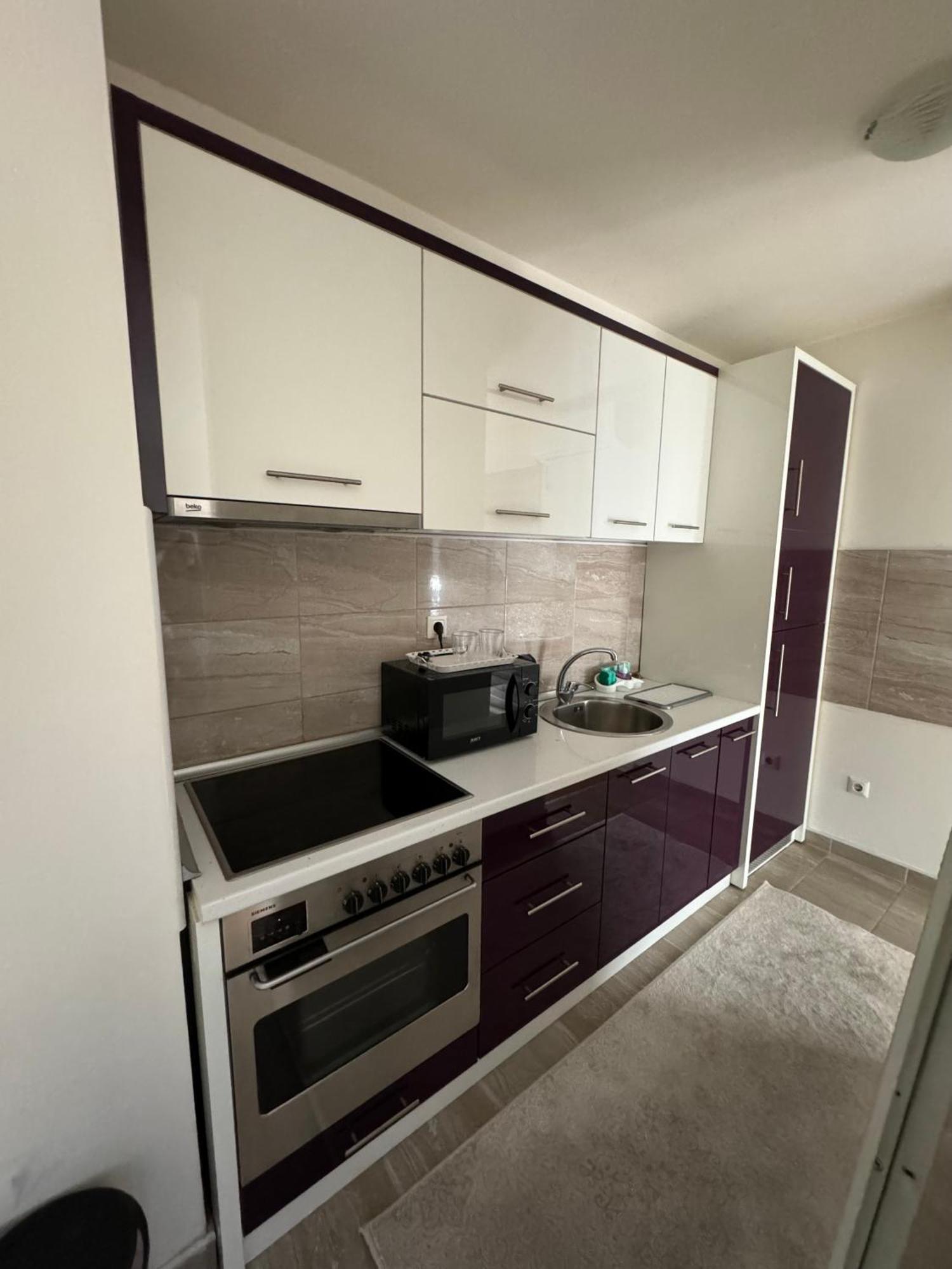 Amina Apartment Tuzla Luaran gambar